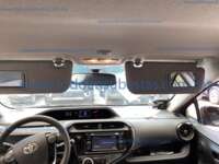 Toyota Prius 2018 5p C Híbrido L4/1.5 Aut 2018 Toyota Prius Ingreso Interiores 10