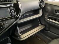 Toyota Prius 2018 5p C Híbrido L4/1.5 Aut 2018 Toyota Prius Venta Interiores 19