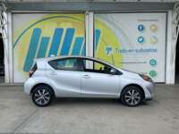 Toyota Prius 2019 5p C Hibrido L4/1.5/Aut 2019 Toyota Prius Venta Exteriores 4