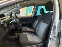 Toyota Prius 2019 5p C Hibrido L4/1.5/Aut 2019 Toyota Prius Venta Interiores 21