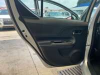 Toyota Prius 2019 5p C Hibrido L4/1.5/Aut 2019 Toyota Prius Venta Interiores 22