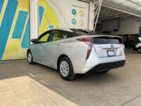 Toyota Prius 2017 5p Base Hibrido L4/1.8 Aut 2017 Toyota Prius Venta Exteriores 7