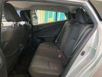Toyota Prius 2017 5p Base Hibrido L4/1.8 Aut 2017 Toyota Prius Venta Interiores 23