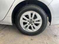Toyota Prius 2017 5p Base Hibrido L4/1.8 Aut 2017 Toyota Prius Venta Llantas 4