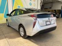 Toyota Prius 2017 5p Base Hibrido L4/1.8 Aut 2017 Toyota Prius Venta Exteriores 7