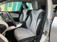 Toyota Prius 2017 5p Base Hibrido L4/1.8 Aut 2017 Toyota Prius Venta Interiores 21