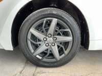 Toyota Corolla 2020 4p Base L4/1.8 CVT  2020 Toyota Corolla Venta Llantas 1