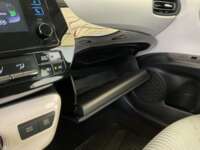 Toyota Prius 2017 5p Base Hibrido L4/1.8 Aut 2017 Toyota Prius Venta Interiores 19