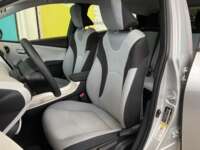 Toyota Prius 2017 5p Base Hibrido L4/1.8 Aut 2017 Toyota Prius Venta Interiores 21