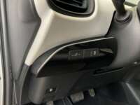 Toyota Prius 2017 5p Base Hibrido L4/1.8 Aut 2017 Toyota Prius Venta Interiores 5