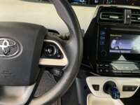 Toyota Prius 2017 5p Base Hibrido L4/1.8 Aut 2017 Toyota Prius Venta Interiores 7