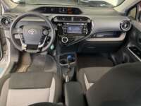 Toyota Prius 2018 5p C Híbrido L4/1.5 Aut 2018 Toyota Prius Venta Interiores 4