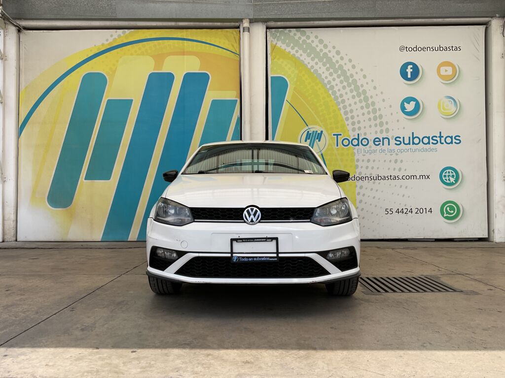 Volkswagen Vento 2022 4p Startline L4/1.6 Tiptronic 2022 Volkswagen Vento Venta Exteriores 2