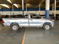Toyota Hilux 2019 2p Cabina Sencilla L4/2.7 Man 2019 Toyota Hilux Ingreso Exteriores 3