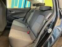 Chevrolet Onix 2024 4p LS L3/1.3 Man 2024 Chevrolet Onix Venta Interiores 18