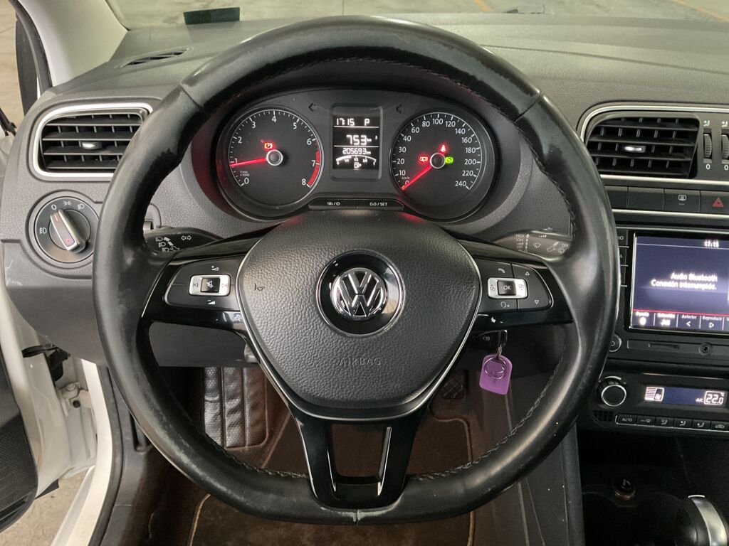Volkswagen Vento 2020 4p Comfortline Plus L4/1.6 Tiptronic Línea Nueva 2020 Volkswagen Vento Venta Interiores 1