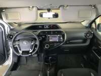 Toyota Prius 2018 5p C Híbrido L4/1.5 Aut 2018 Toyota Prius Venta Interiores 23