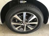 Toyota Prius 2018 5p C Híbrido L4/1.5 Aut 2018 Toyota Prius Venta Llantas 10