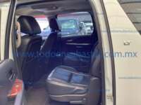 Chevrolet Suburban 2013 5p LT V8/5.3 Piel 2da Banca Cubo Aut  2013 Chevrolet Suburban Ingreso Interiores 16
