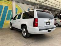 Chevrolet Suburban 2013 5p LT V8/5.3 Piel 2da Banca Cubo Aut  2013 Chevrolet Suburban Venta Exteriores 7