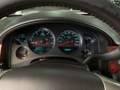 Chevrolet Suburban 2013 5p LT V8/5.3 Piel 2da Banca Cubo Aut 