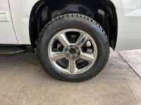 Chevrolet Suburban 2013 5p LT V8/5.3 Piel 2da Banca Cubo Aut  2013 Chevrolet Suburban Venta Llantas 4