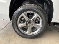 Chevrolet Suburban 2013 5p LT V8/5.3 Piel 2da Banca Cubo Aut  2013 Chevrolet Suburban Venta Llantas 7