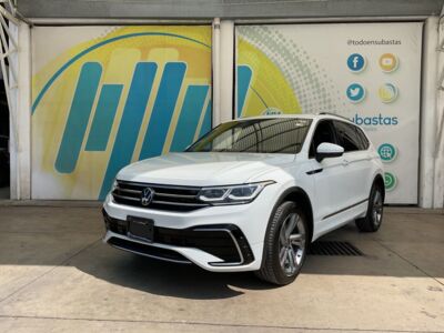 Volkswagen Tiguan 2024 5p R-Line L4/1.4/T DSG