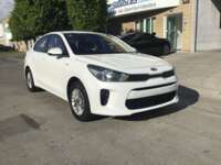 Kia Rio 2020 4p Sedán LX L4/1.6 Man  2020 Kia Rio Venta Exteriores 3