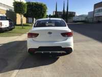 Kia Rio 2020 4p Sedán LX L4/1.6 Man  2020 Kia Rio Venta Exteriores 6