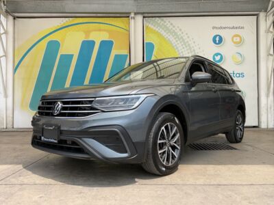 Volkswagen Tiguan 2022 5p Trendline Plus L4/1.4/T DSG Línea Nueva