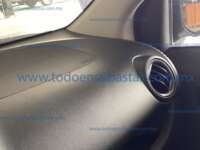 Dodge Attitude 2022 SE,1.2 L 3 cilindros DOHC 12 V 2022 Dodge Attitude Ingreso Interiores 18