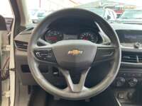 Chevrolet Onix 2023 4p LS L3/1.3 Man IMG_1856