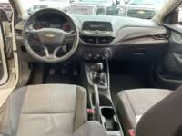 Chevrolet Onix 2023 4p LS L3/1.3 Man IMG_1855