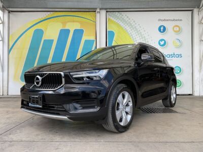 Volvo XC40 2021 5p Momentum T4 L4/2.0/T Aut