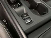 Volvo XC40 2021 5p Momentum T4 L4/2.0/T Aut 2021 Volvo XC40 Venta Interiores 12