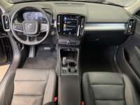 Volvo XC40 2021 5p Momentum T4 L4/2.0/T Aut 2021 Volvo XC40 Venta Interiores 4
