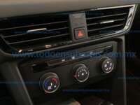 Volkswagen Taos 2021 5p Comfortline L4/1.4/T Tiptronic IMG_6561