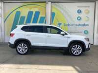 Volkswagen Taos 2021 5p Comfortline L4/1.4/T Tiptronic 2021 Volkswagen Taos Venta Exteriores 4