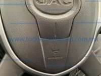 Jac X200 2023 2p L4/2.0/T Diesel Man 2023 Jac X200 Ingreso Interiores 16