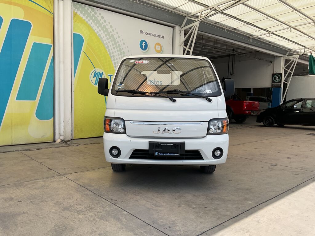 Jac X200 2023 2p L4/2.0/T Diesel Man 2023 Jac X200 Venta Exteriores 2