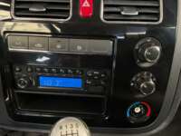 Jac X200 2023 2p L4/2.0/T Diesel Man 2023 Jac X200 Venta Interiores 9