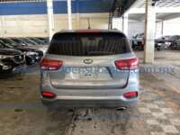 Kia Sorento 2020 5p LX L4/2.4 Aut 7/Pas  2020 Kia Sorento Ingreso Exteriores 5
