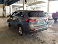 Kia Sorento 2020 5p LX L4/2.4 Aut 7/Pas  2020 Kia Sorento Ingreso Exteriores 6