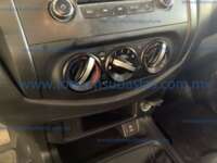Nissan NP300 Frontier 2023  2023 Nissan NP300 Frontier Ingreso Interiores 9