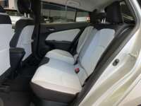 Toyota Prius 2017 5p Base Hibrido L4/1.8 Aut 2017 Toyota Prius Venta Interiores 23