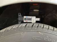 Toyota Prius 2017 5p Base Hibrido L4/1.8 Aut 2017 Toyota Prius Venta Llantas 3