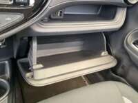 Toyota Prius 2018 5p C Híbrido L4/1.5 Aut 2018 Toyota Prius Venta Interiores 19