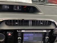 Toyota Prius 2018 5p C Híbrido L4/1.5 Aut 2018 Toyota Prius Venta Interiores 8