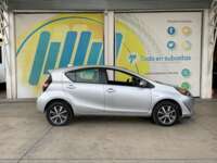 Toyota Prius 2019 5p C Hibrido L4/1.5/Aut 2019 Toyota Prius Venta Exteriores 4